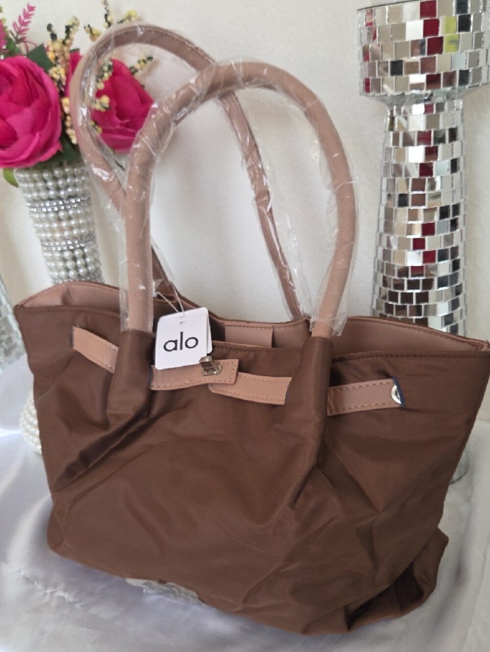 ALO Yoga Tote Bag in Taupe Brown